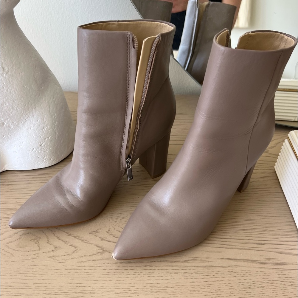 Marc Fisher Taupe Leather Boots Sz 7